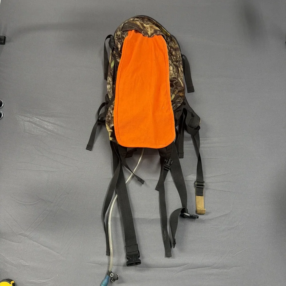 Cabela's‎ Camel Pack